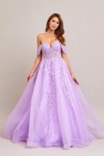 Vestido tul bordado manga caída