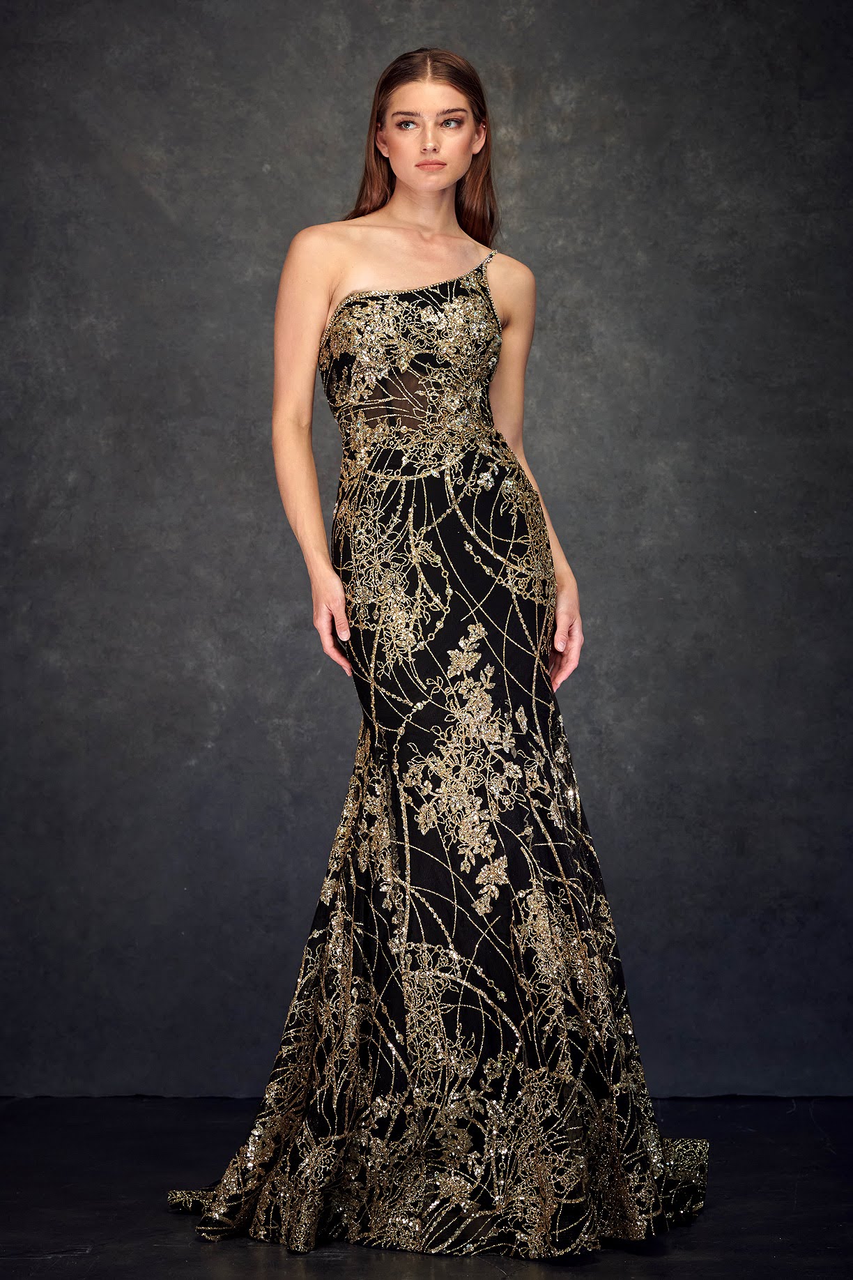 vestido negro con dorado largo