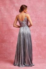 Vestido metálico color plata - Image 3