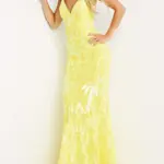 Vestido recto bordado color amarillo