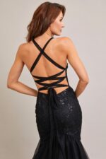 Vestido negro corte sirena de tirante cruzado en espalda - Image 5