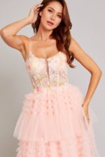 Vestido salmón de tul con pedrería - Image 3