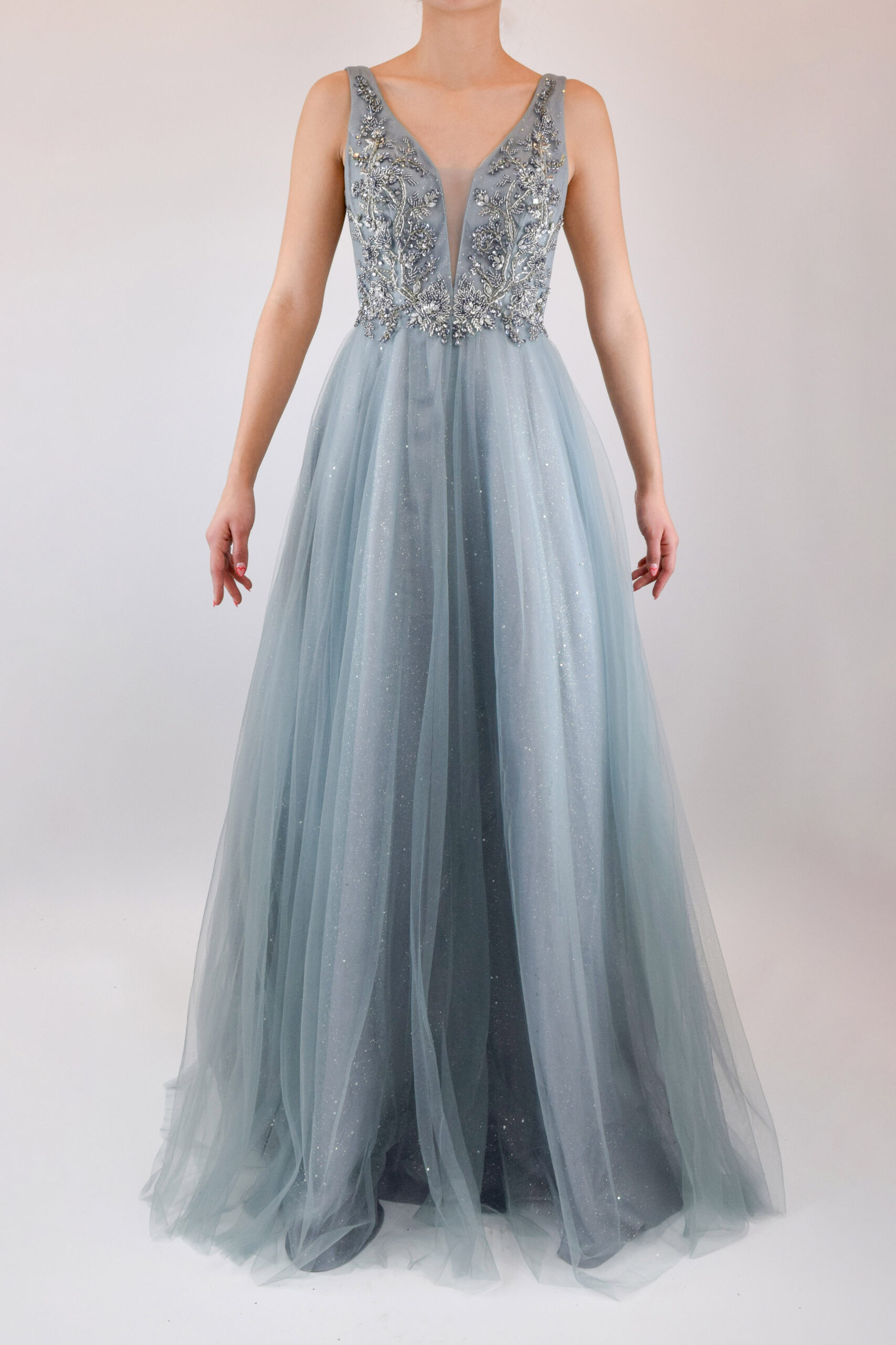 CERO (23) Vestido gris de tul con corset de pedrería - Image 1
