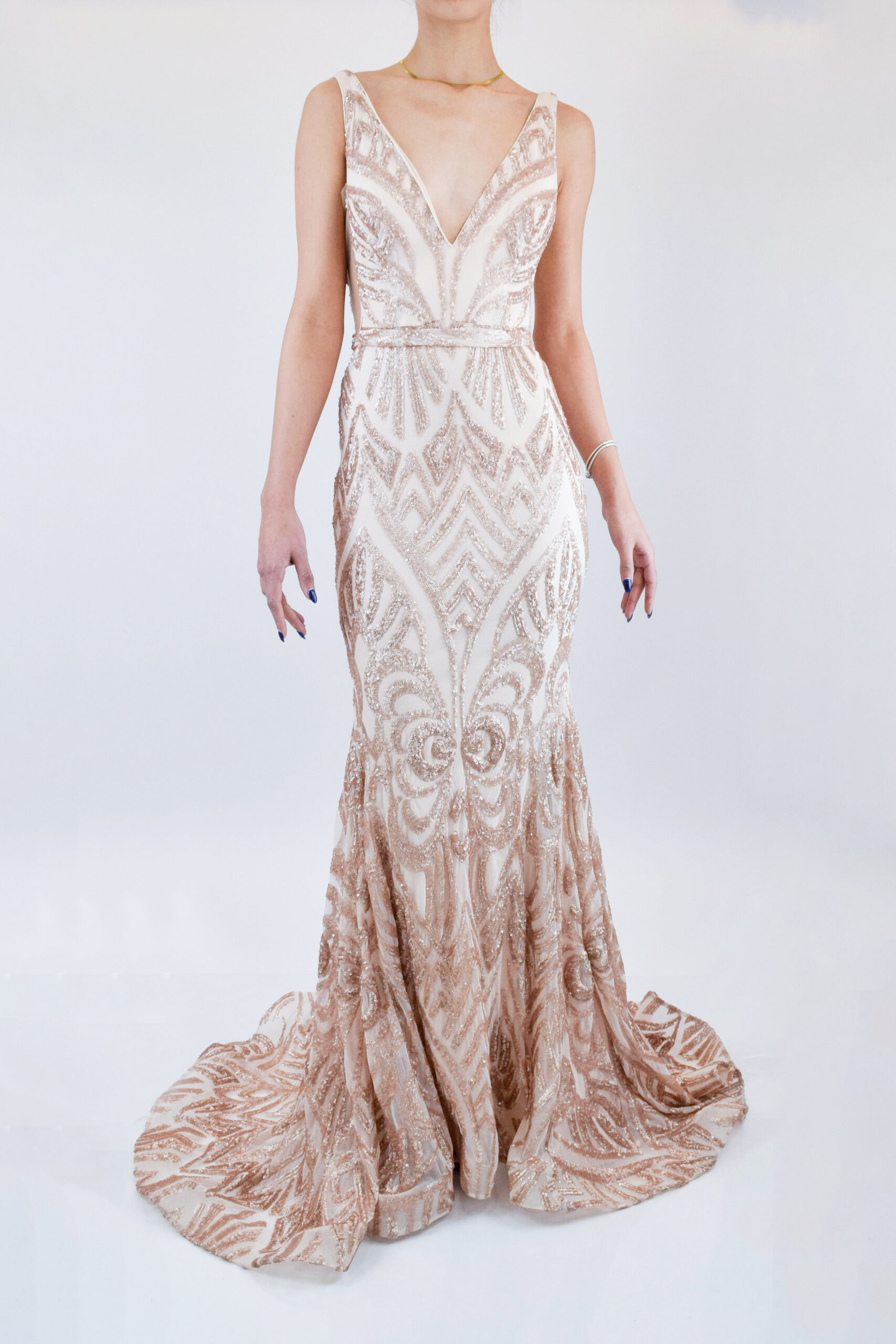 CERO (3) Vestido rose gold corte sirena con estampado en lentejuela - Image 1