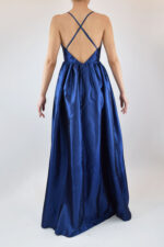 Vestido azul metálico con espalda abierta, en corte A - Image 2