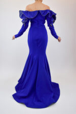 Vestido de sirena azul rey de manga larga con olanes en hombros - Image 2