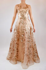 Vestido rose gold corte A con flores de lentejuela