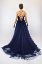 Vestido azul marino de tul con cruce en espalda y flores bordadas - Image 2