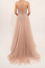 Vestido rosa palo de tul con aplicaciones de cristal en corset - Image 3