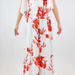 Vestido blanco con estampado floral en rojo y tirantes colgantes