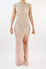 Vestido rosa claro de lentejuela en corte recto