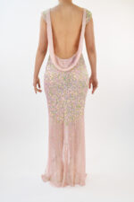 Vestido rosa claro de lentejuela en corte recto - Image 2