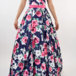Vestido floreado en color azul, corte A