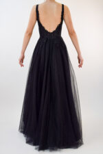Vestido negro liso con tirante y falda de tul - Image 2