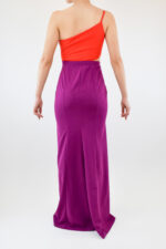 Vestido asimétrico bicolor de corte sirena con abertura en pierna - Image 2