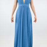 Vestido azul con espalda cruzada y escote en V con tablones en busto