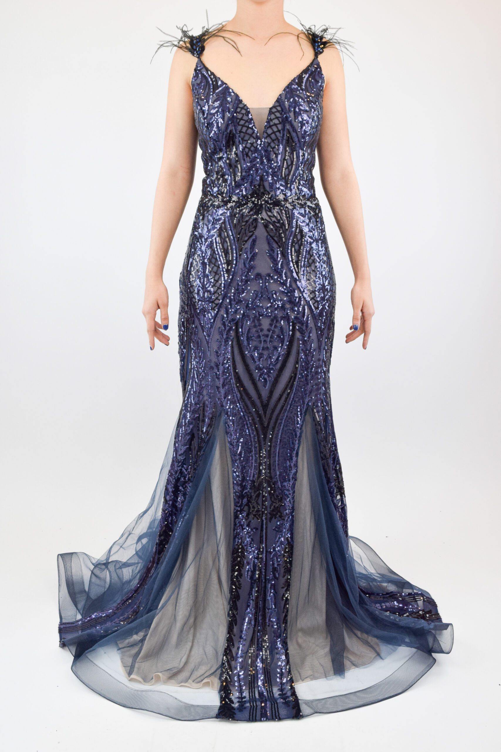 S-17 Vestido azul marino con negro de lentejuela con plumas en tirante - Image 1
