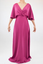 Vestido magenta liso de manga tres cuartos con vuelo