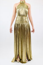 Vestido halter color dorado metálico sin espalda